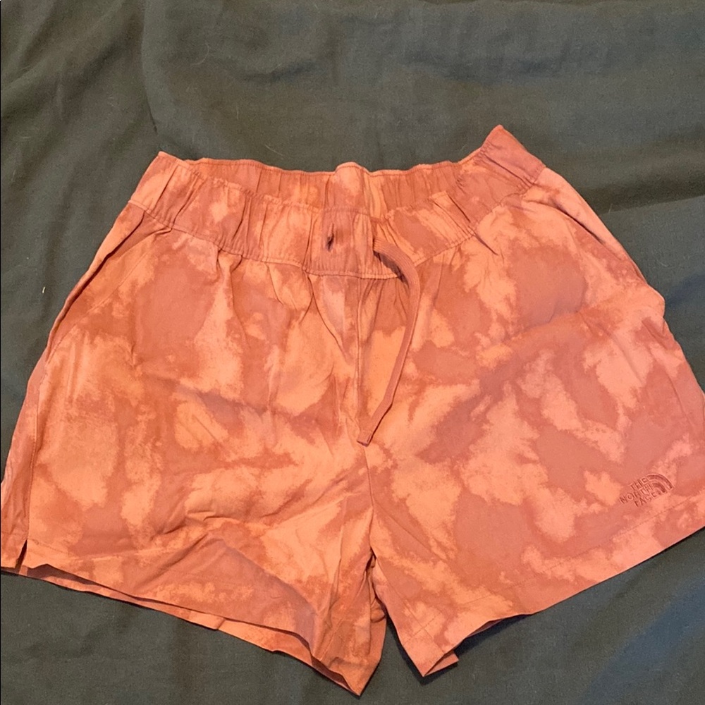 Women's the North Face Tie-Dye pink Shorts